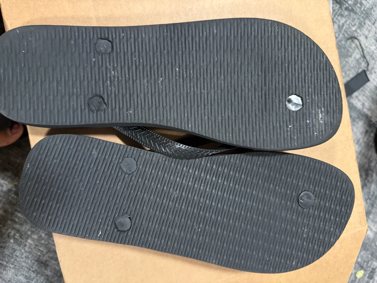 Havaianas Black Flip Flops - photo 2