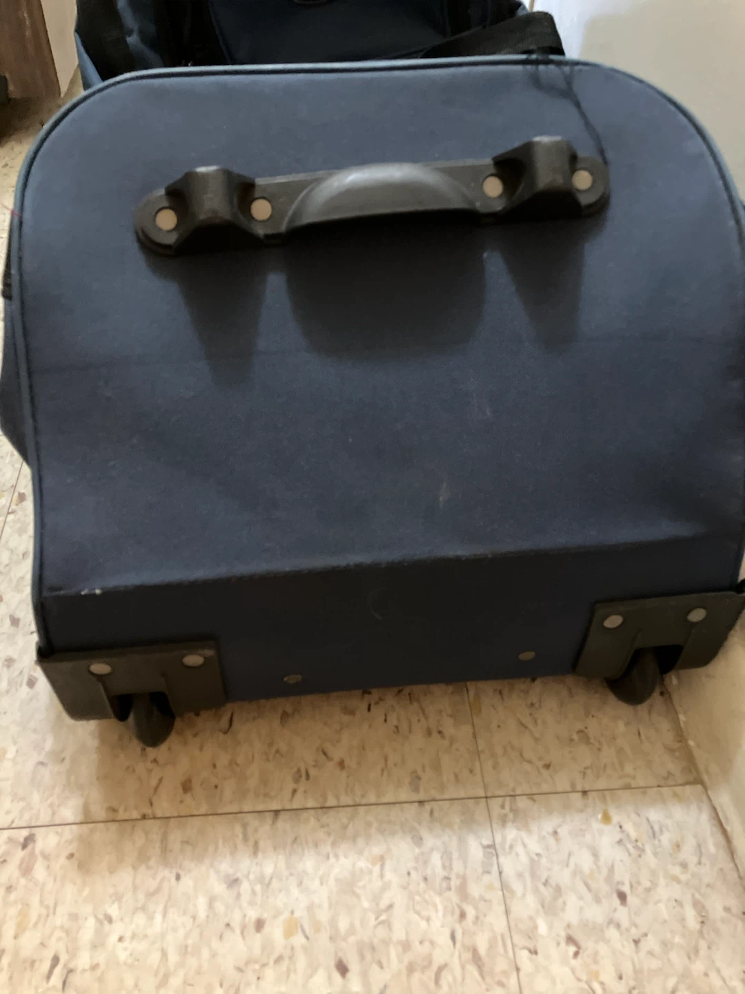 Cosmo Rolling Suitcase - photo 2
