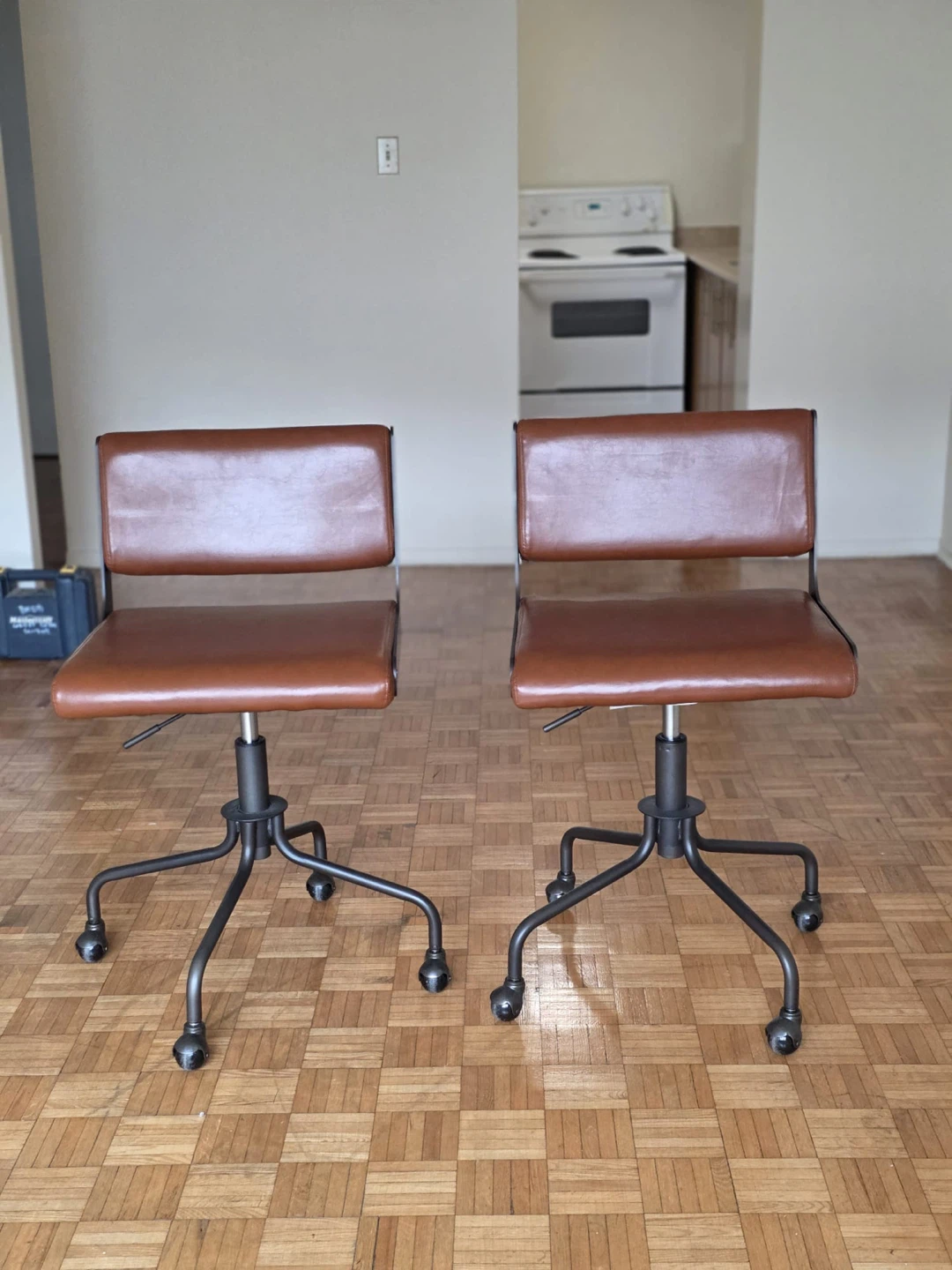 Sunpan Davis Designer Modern Office (2 Available) - photo 2