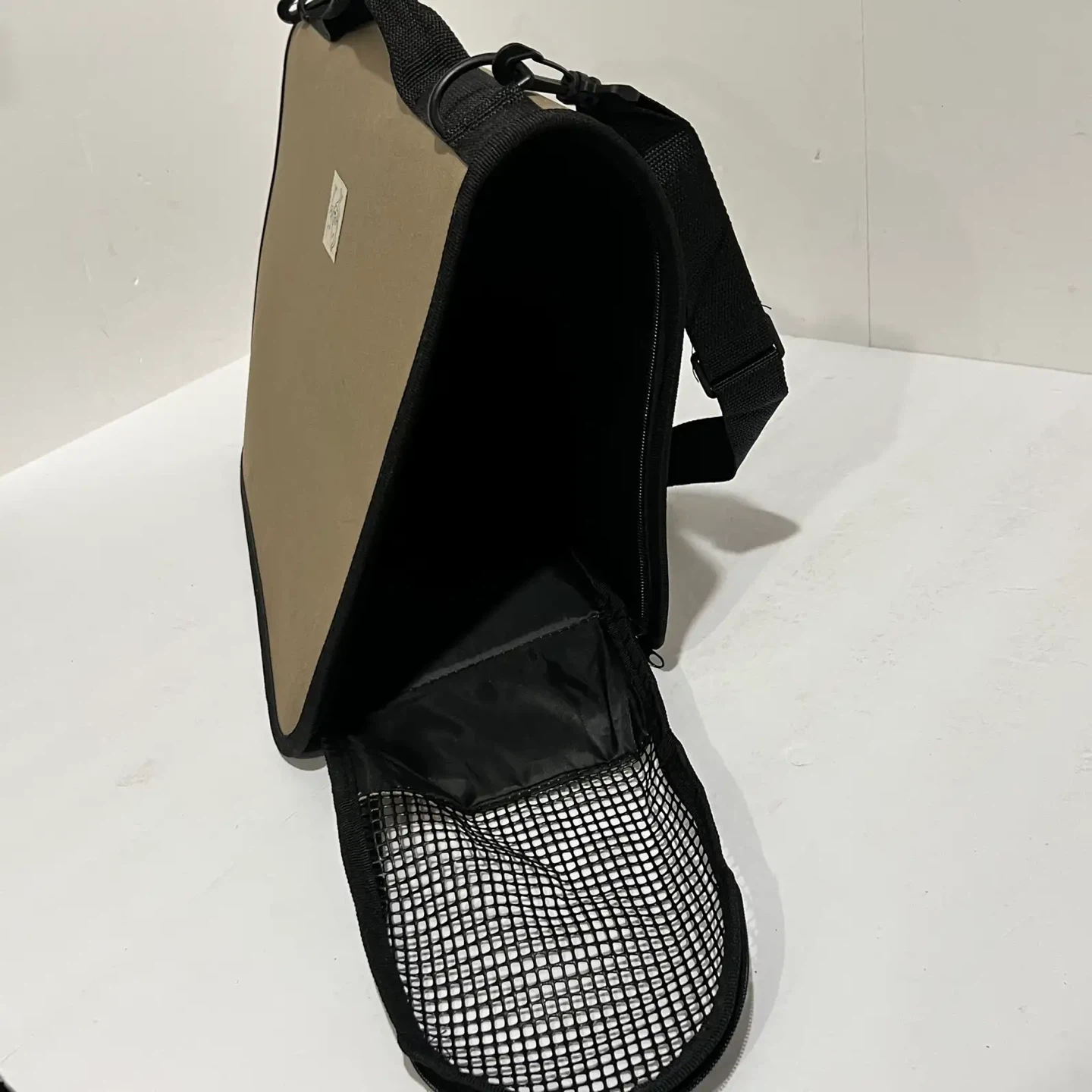 Tan Pet Carrier Bag with Mesh Window - photo 4