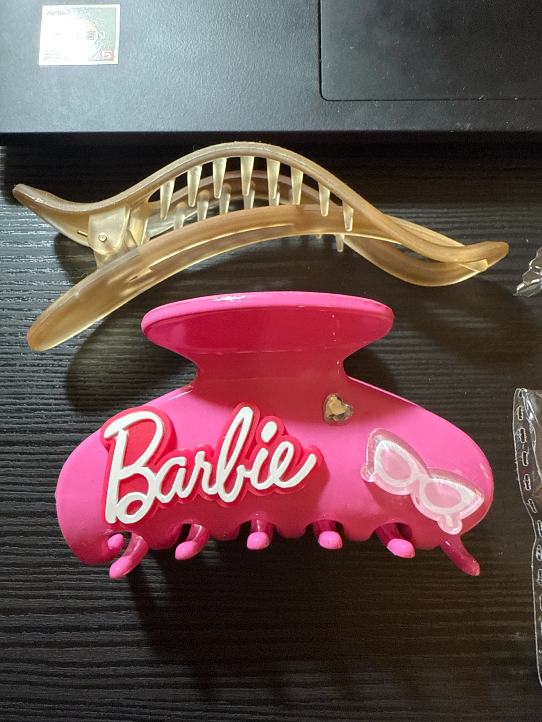 Barbie and 3 Claw Clips Set - photo 2