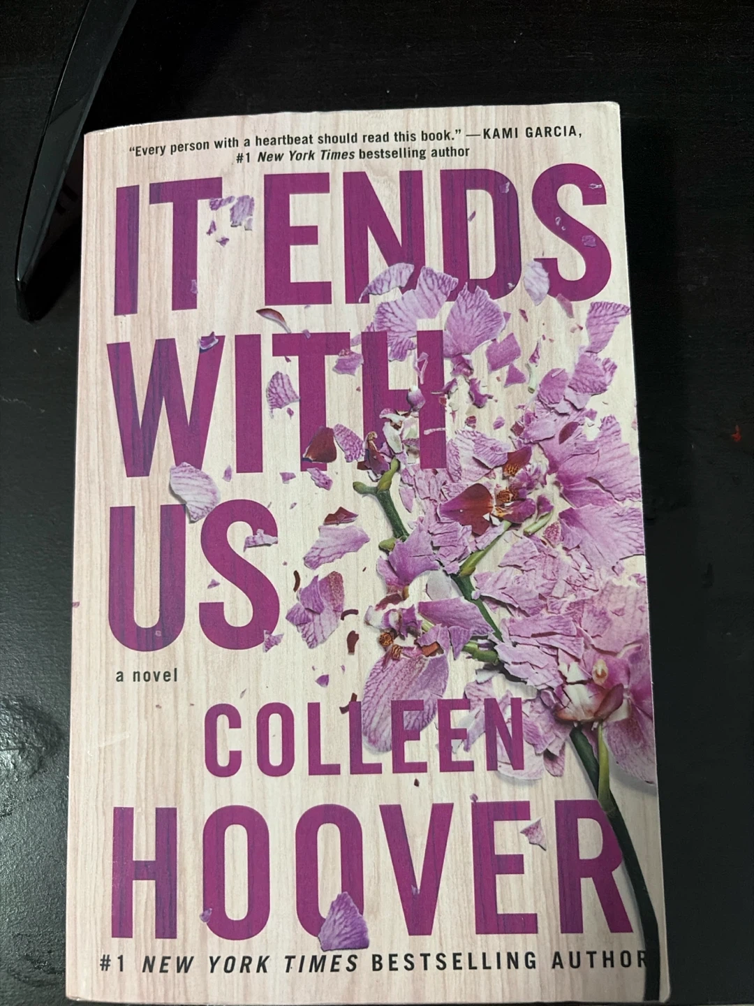 It Ends With Us by Colleen Hoover