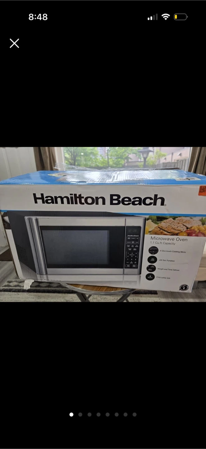 Hamilton Beach 0.9 cu ft Microwave Oven