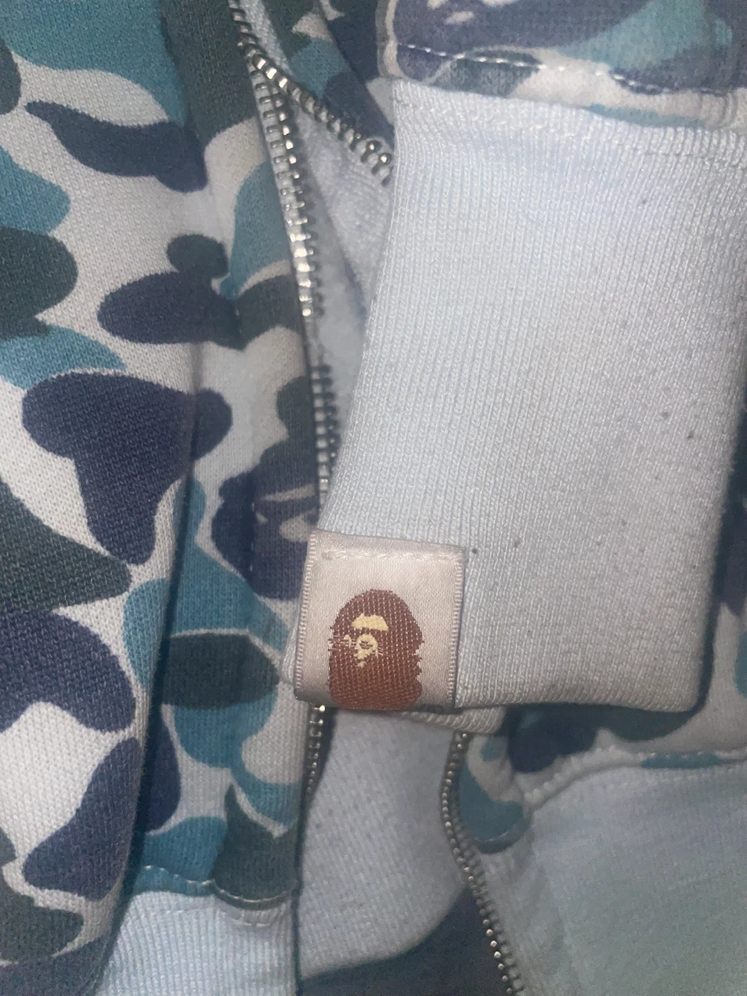 BAPE Camo Shark Hoodie - photo 3
