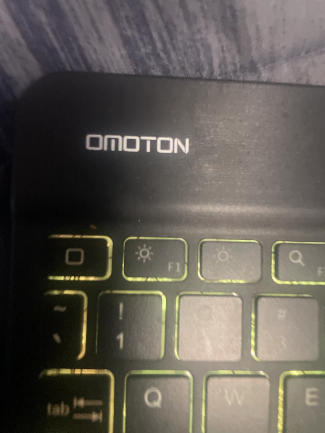 OMOTON Wireless Keyboard with Backlight - photo 2