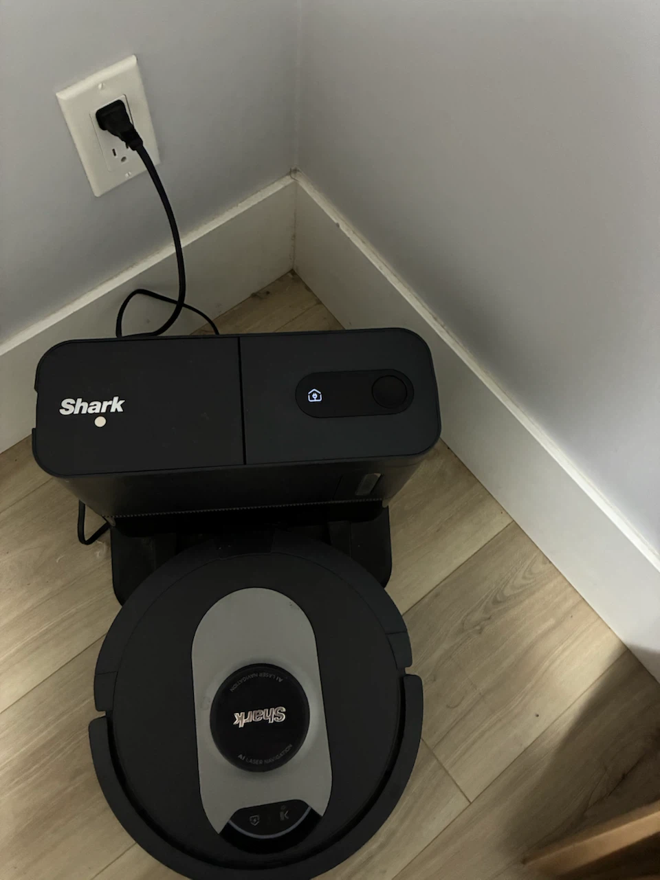 Shark robot vacuum