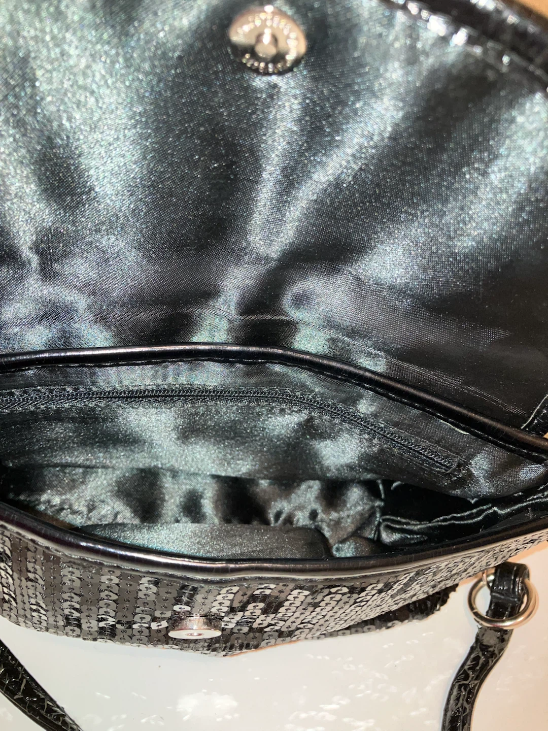 Black Sequin Clutch Bag - photo 4