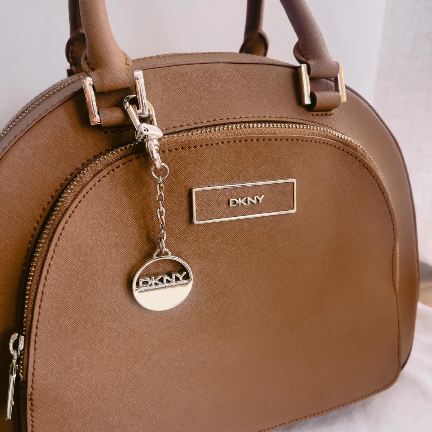 Stylist Closet Sale ✨ DKNY brown leather dome satchel bag - photo 3