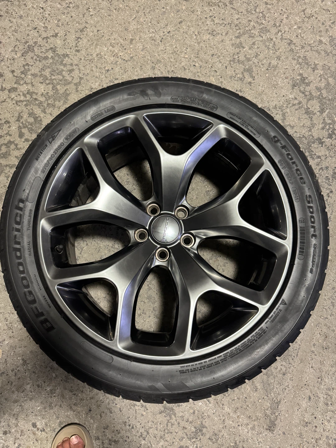 4 OEM 20” Dodge Challenger wheels/rims - photo 2