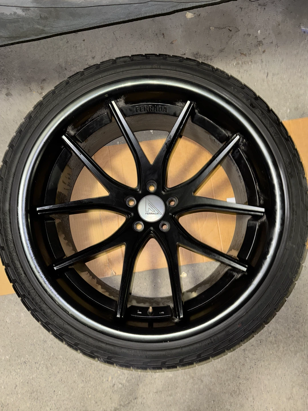 22" Ferrada Staggered Wheels - Gloss Black - Set of 4