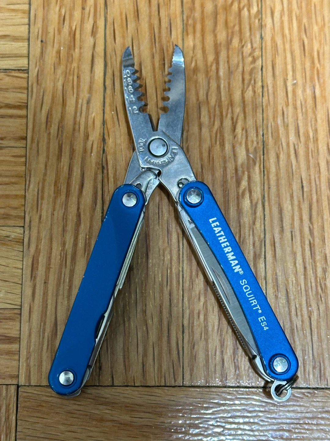 Leatherman Squirt ES4 Multi-Tool