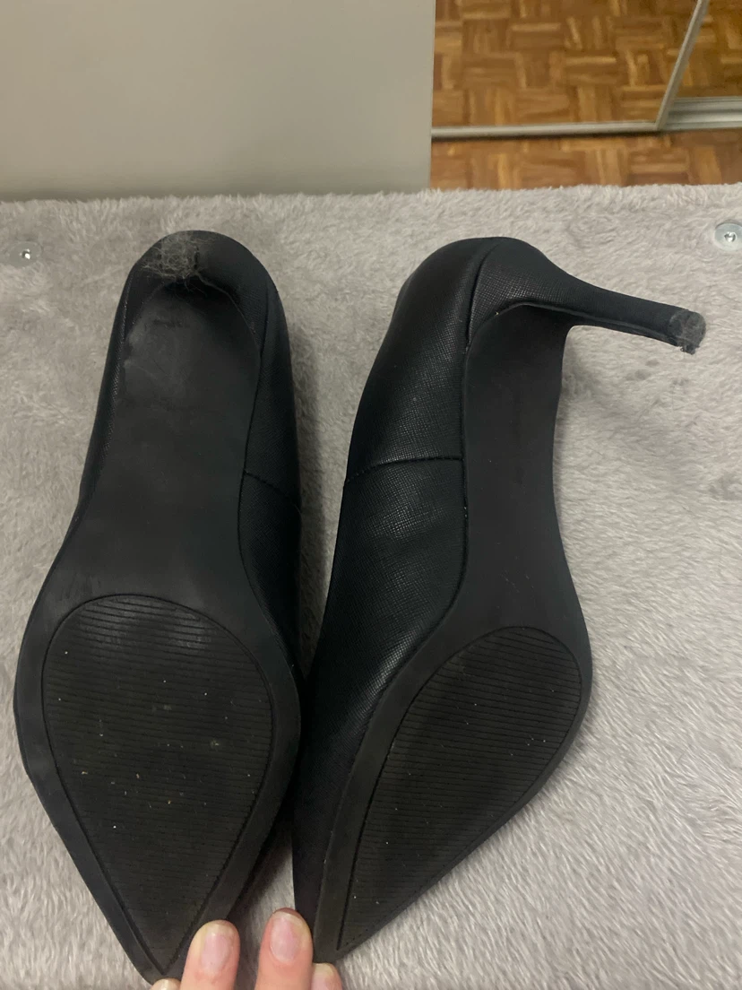 George Black Faux Leather Pointed Toe Heels Size 9 - photo 3