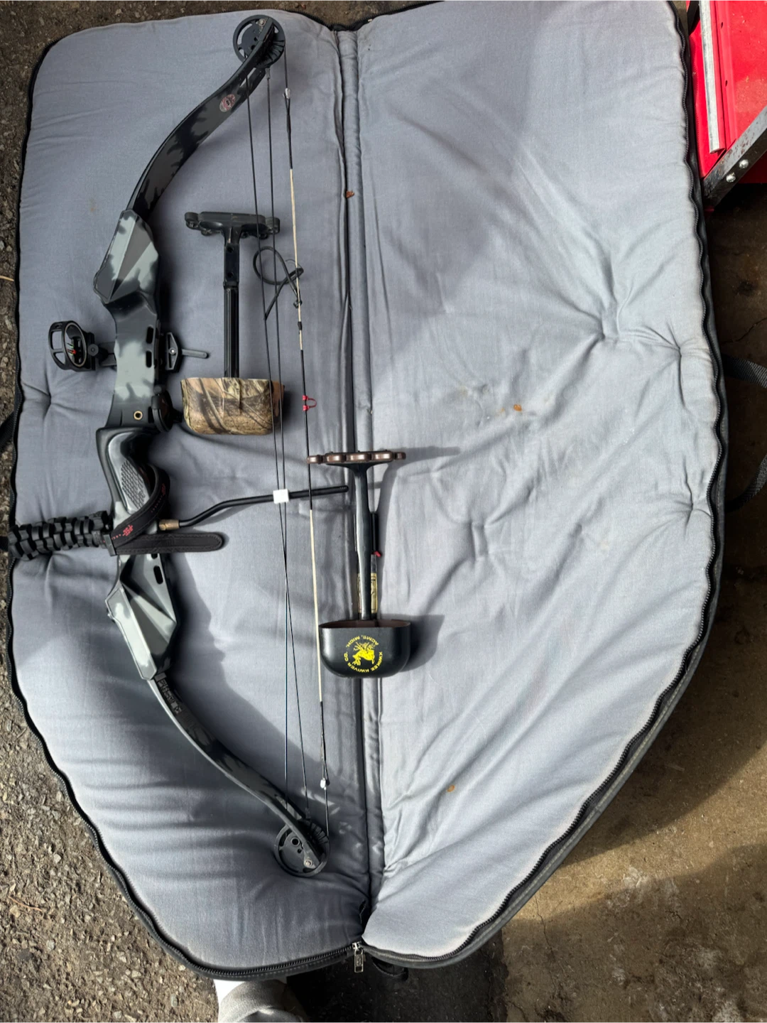 PSE compound bow