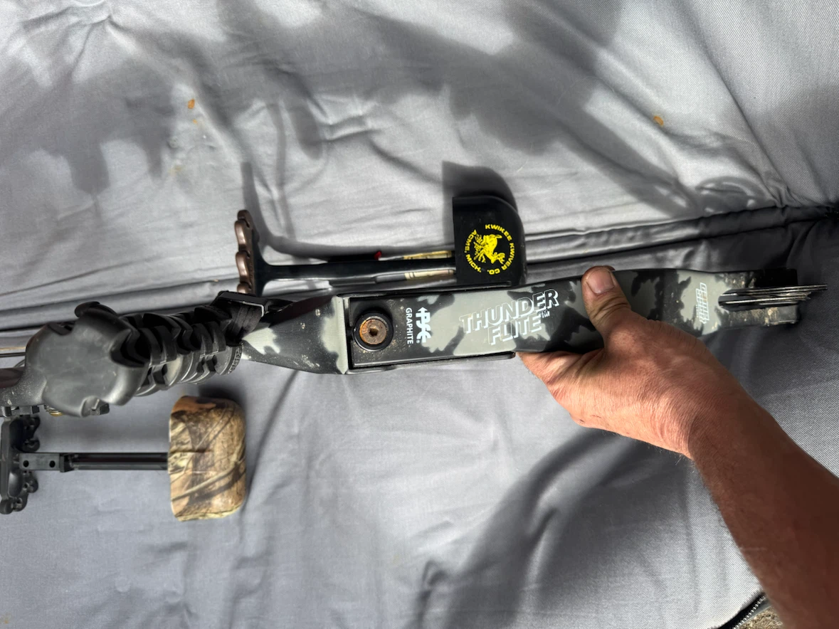 PSE compound bow - photo 2
