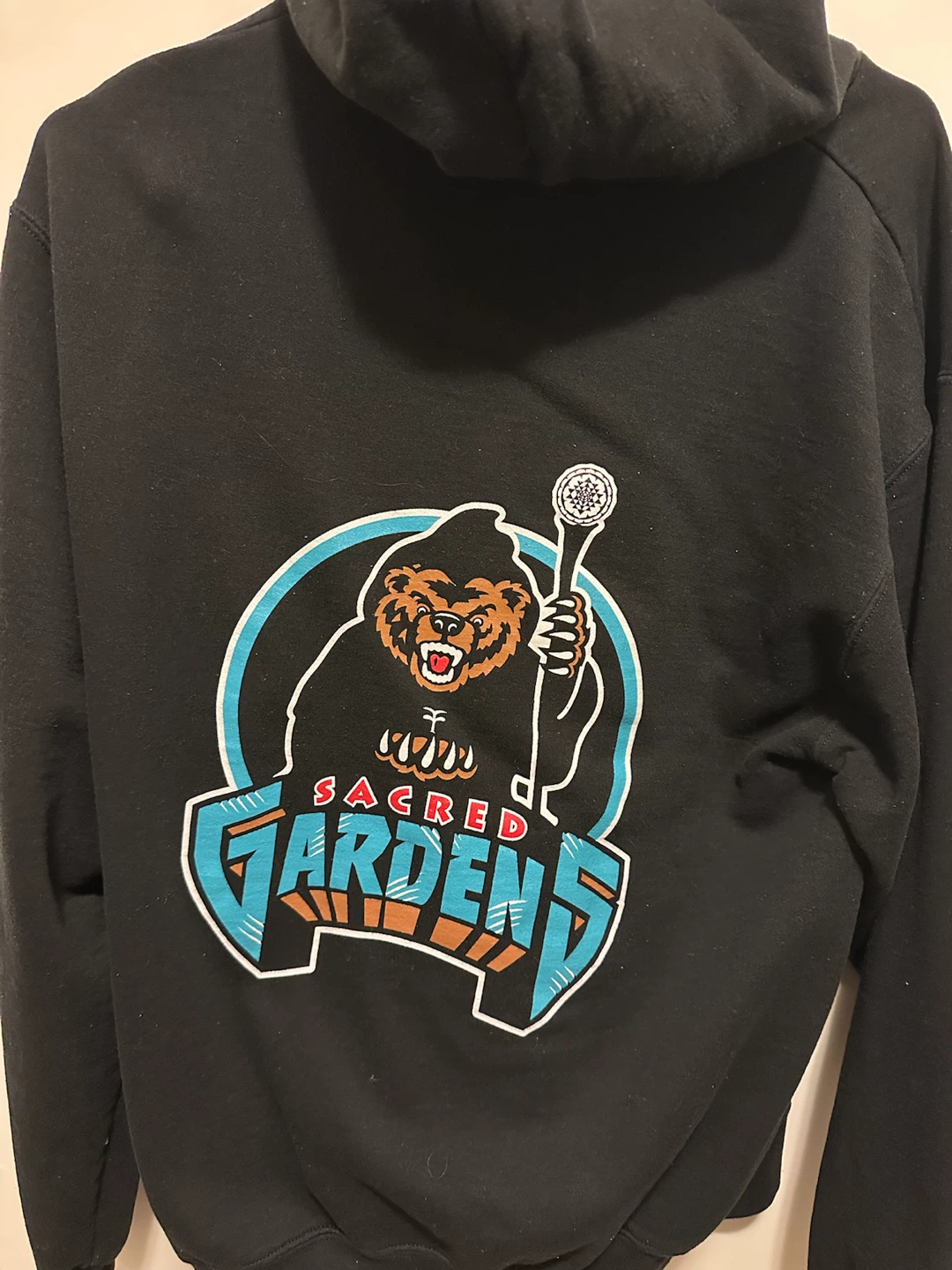 Sacred Gardens Hoodie - Champion Authentic - Size M - photo 2