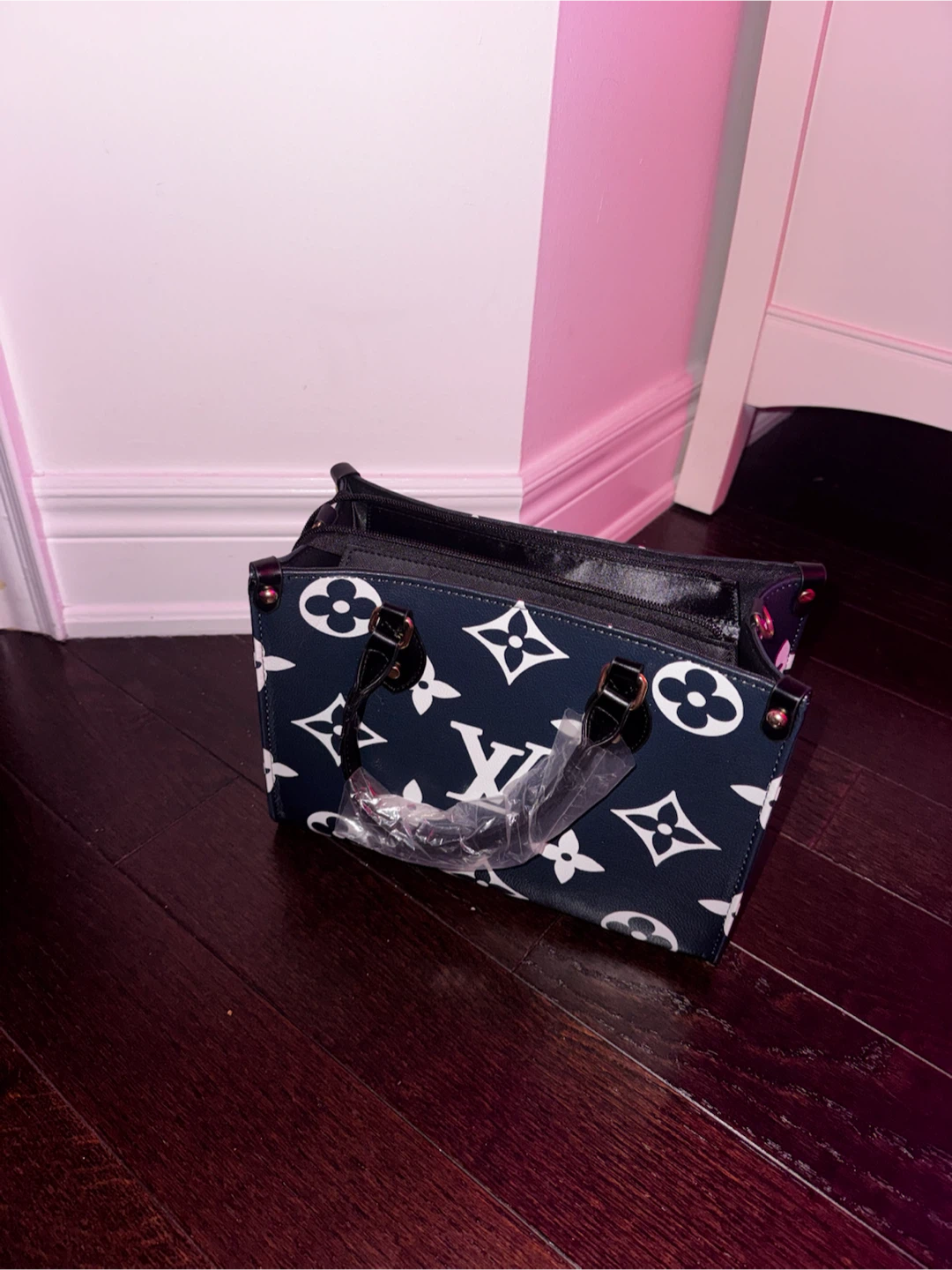Louis vuitton printed tote bag - photo 3