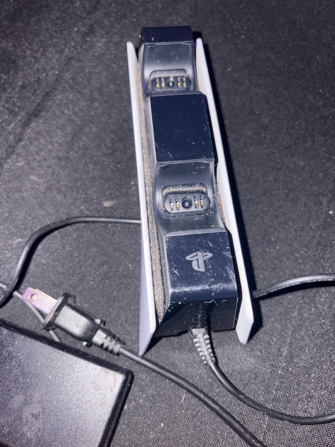 PlayStation 5 DualSense Controller Charging Station - photo 2
