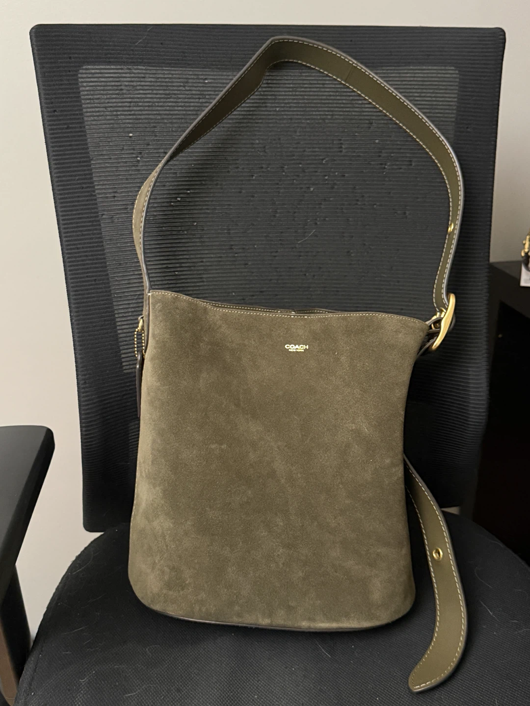 Coach Bleecker Bucket Bag in Olive Suede - photo 2