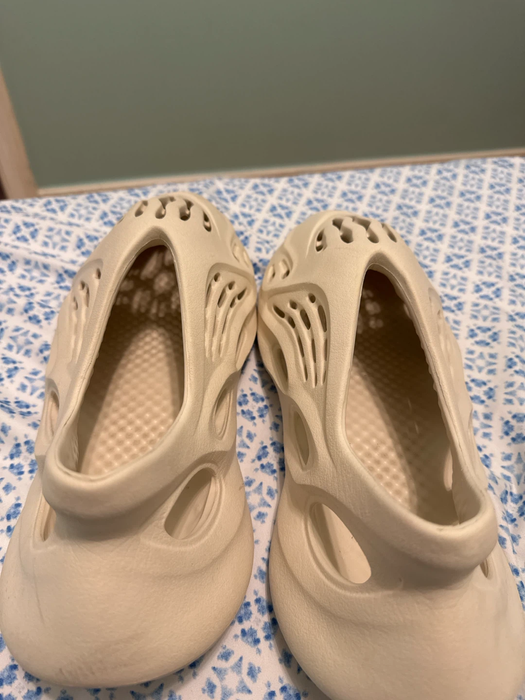 Adidas Yeezy Foam Runner Shoes - photo 3