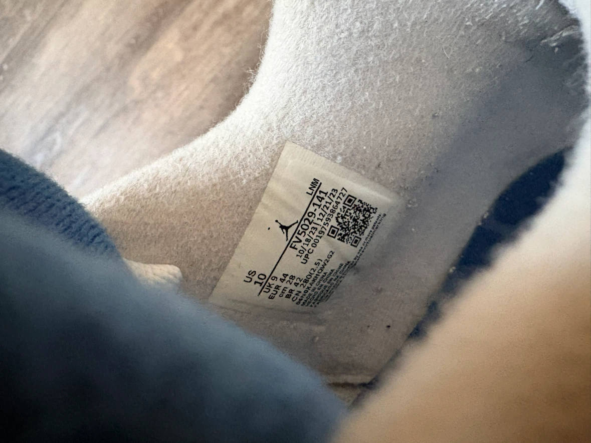 Air Jordan Military 4s Retro White/Blue Sneakers - photo 3