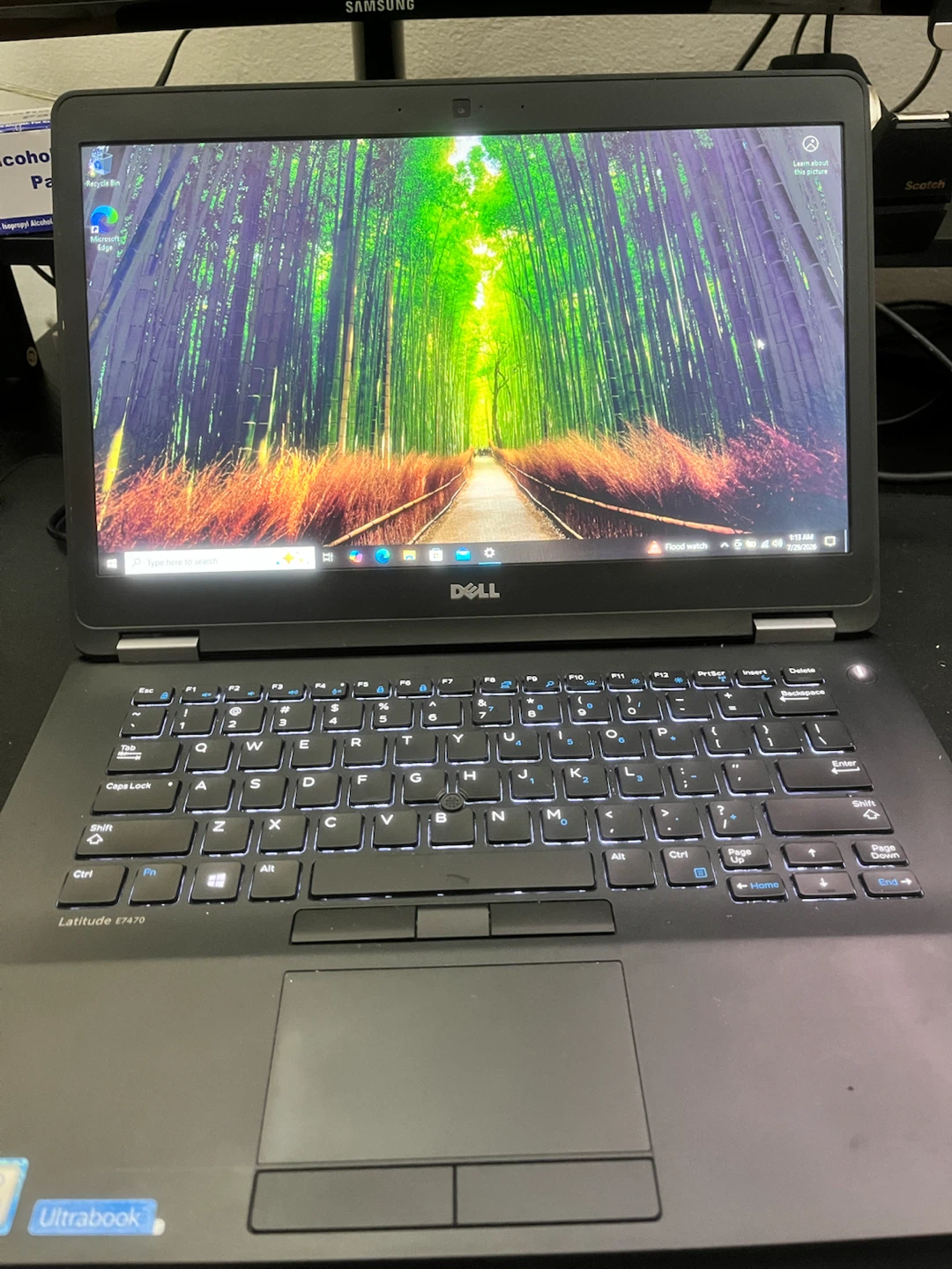 Dell latitude E7470 i7/16gb/256 ssd windows 10 pro