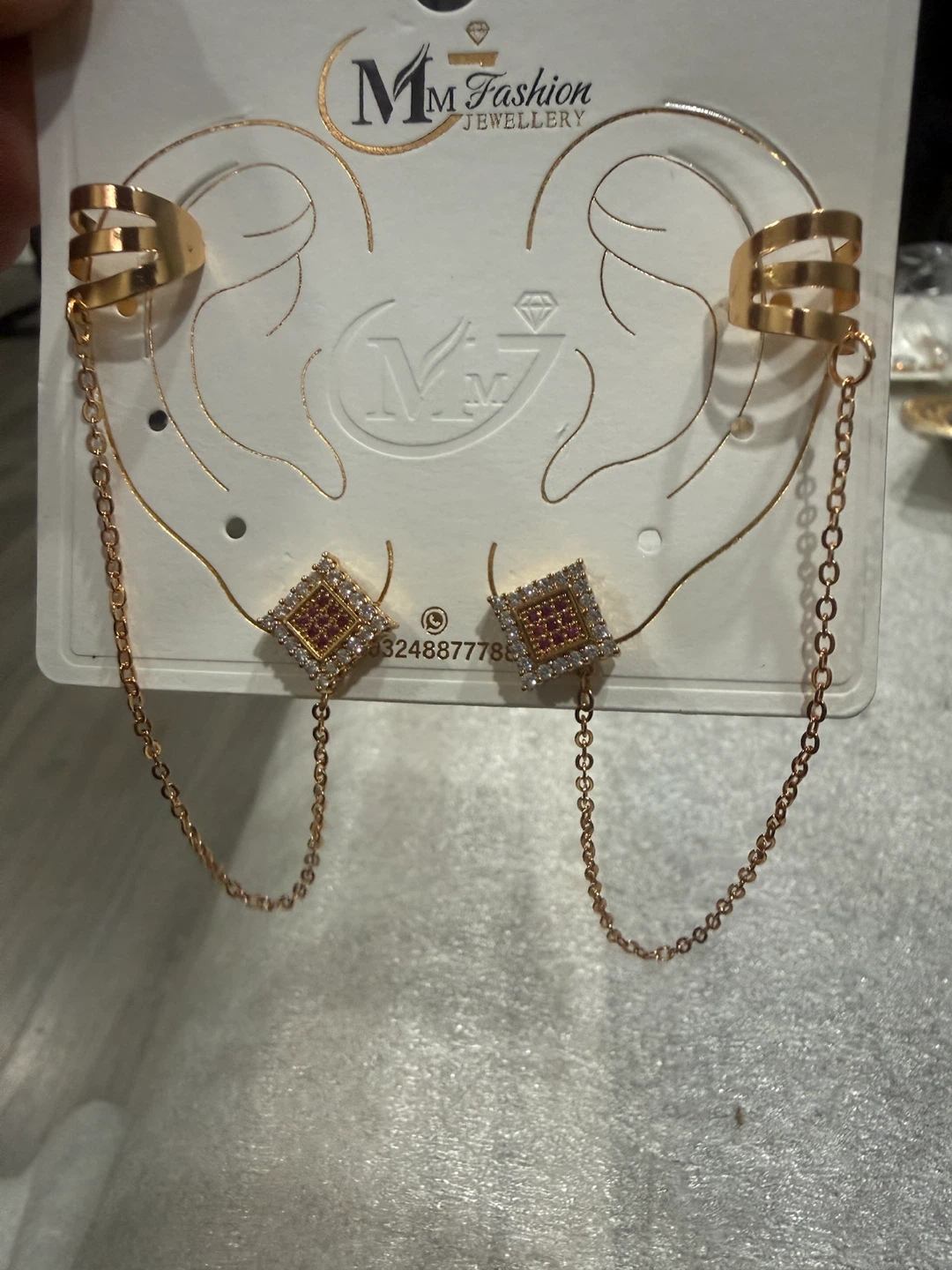 M Fashion Jewellery Ear Cuffs with Chain - photo 2