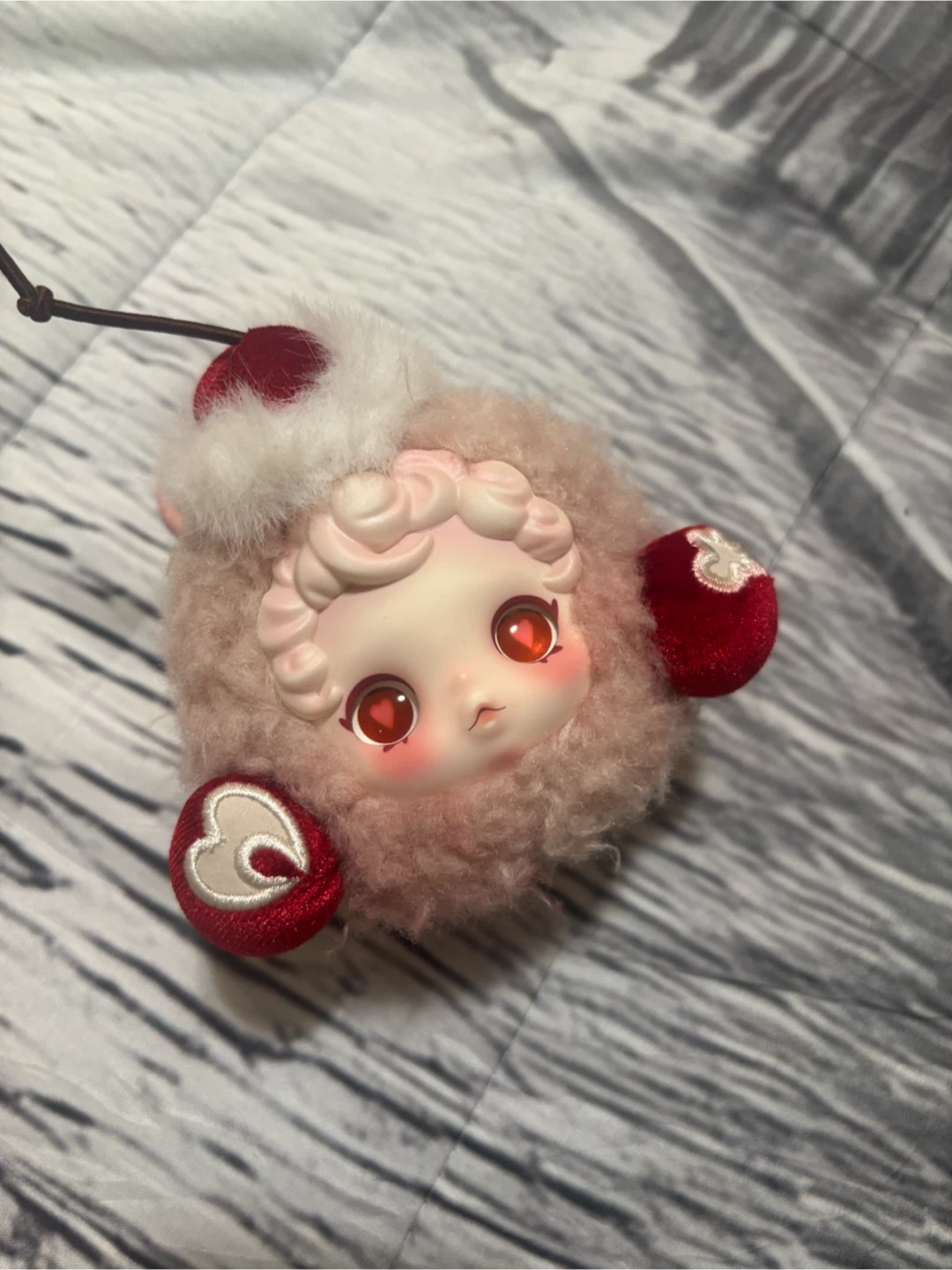 Pop mart Skullpanda earphone case