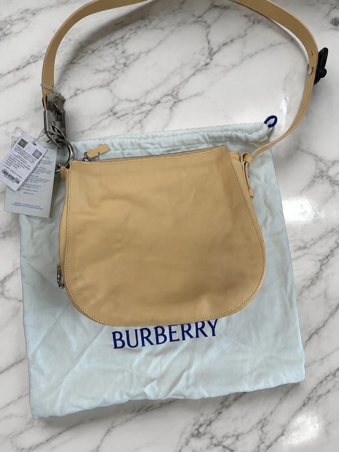 NWT Burberry Knight Medium Leather Shoulder Bag - photo 4