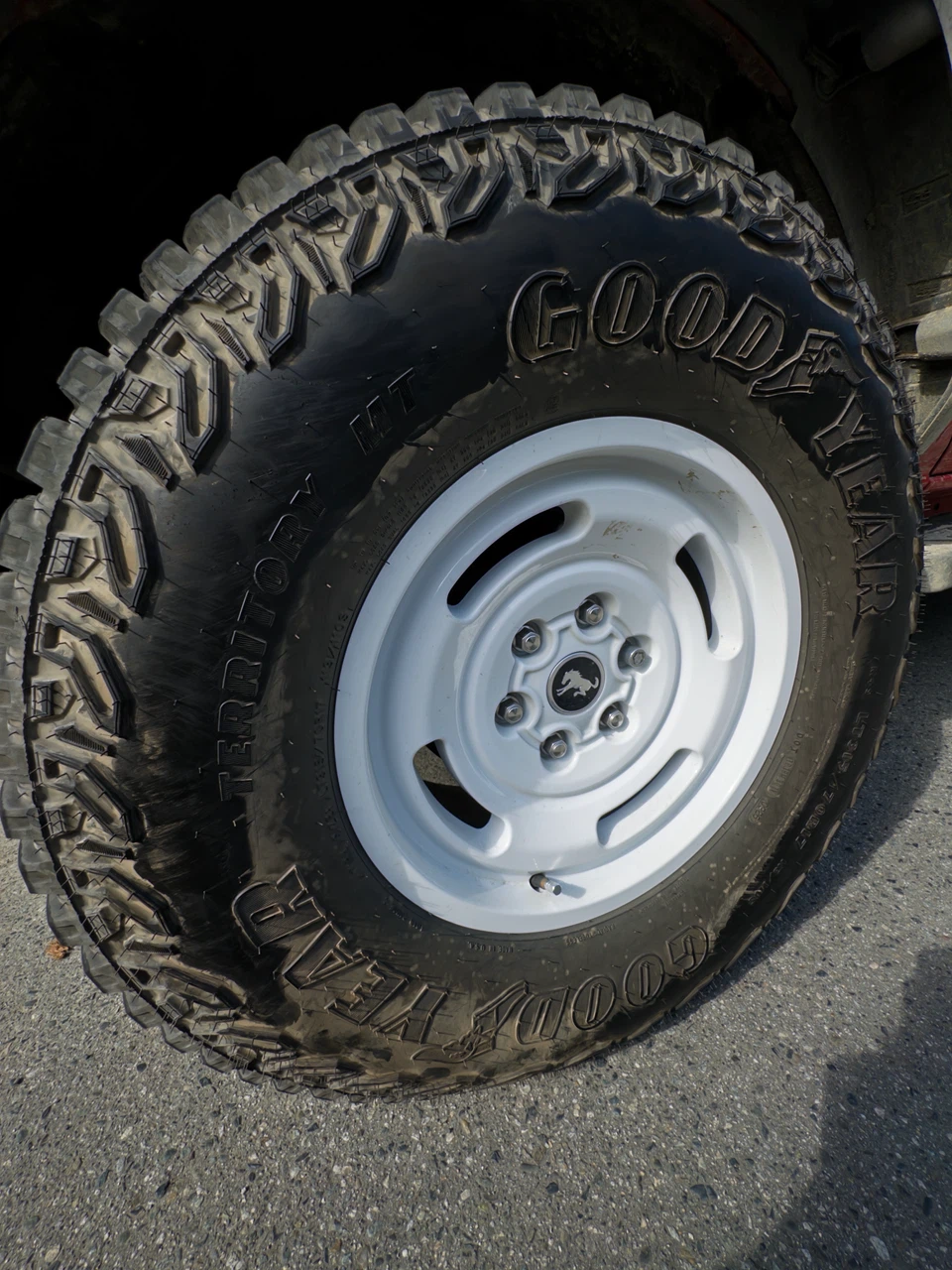 5 Like-New offroad 35” Tires - Goodyear 315/70R17