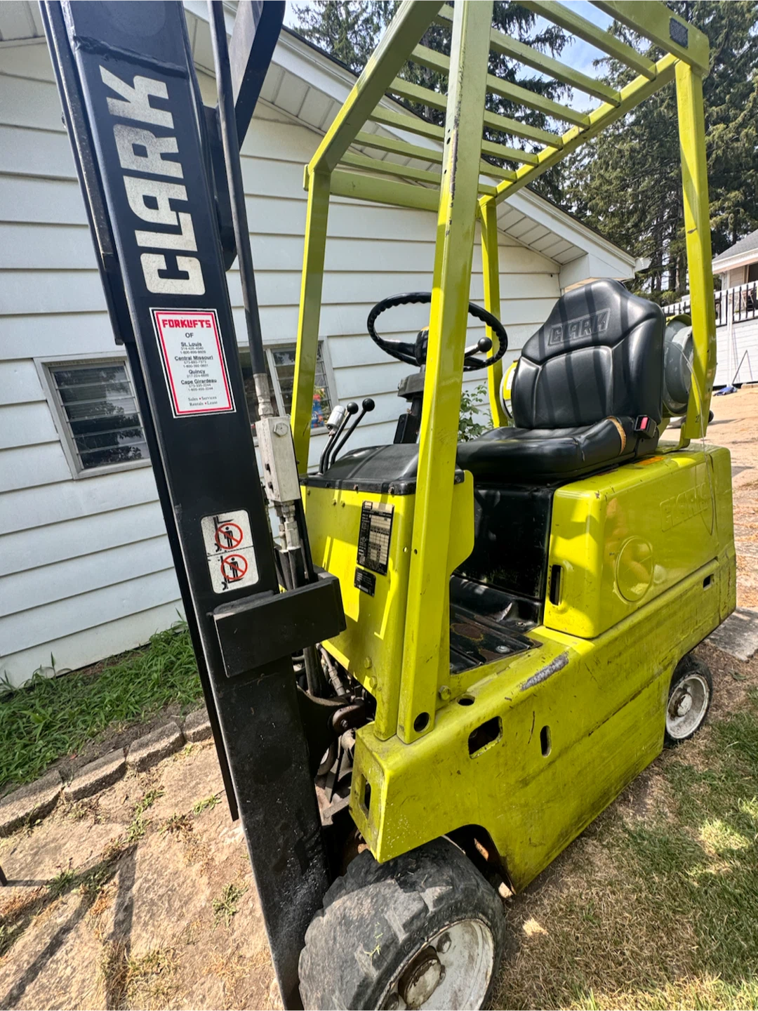 Clark Forklift