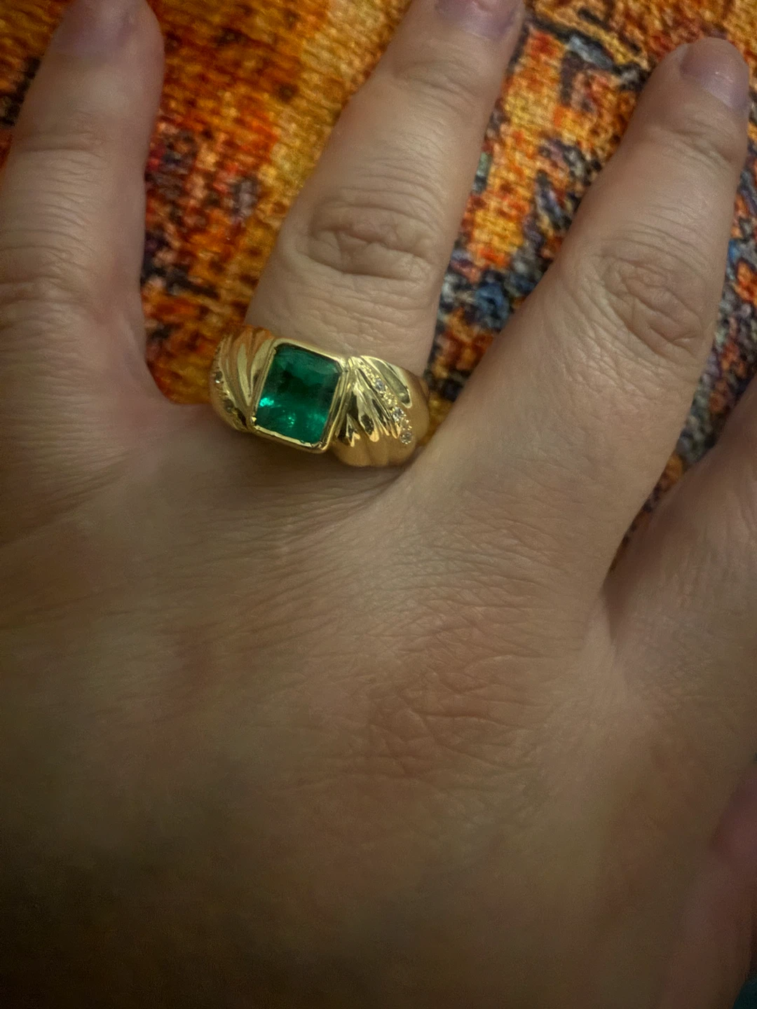 Gold Ring with Natural Emerald - photo 4