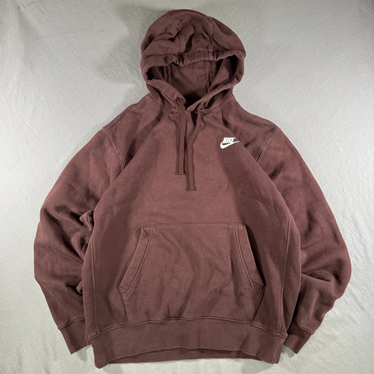 Nike Men Medium Brown Embroidered Logo Pullover Hoodie