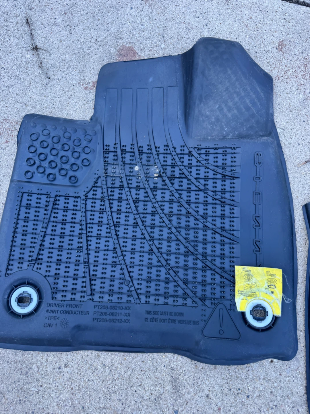 WeatherTech Floor Mats for Toyota Sienna - photo 3