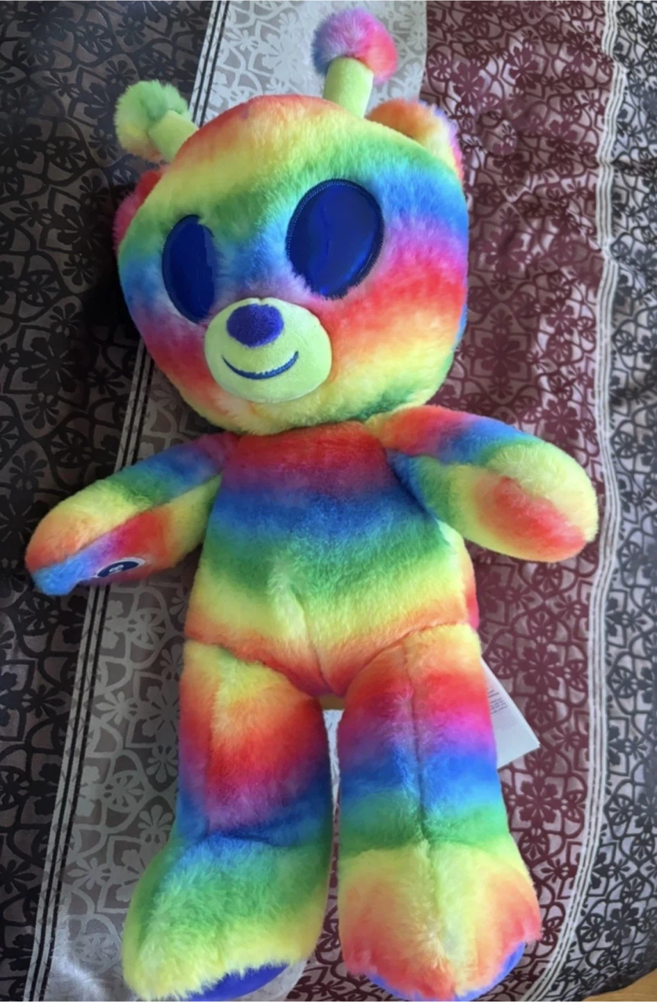 Build a bear rainbow bearalien