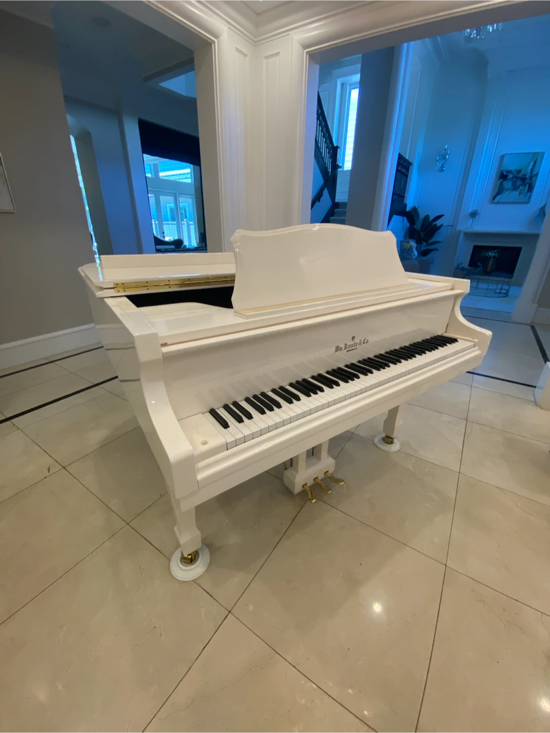 Wm. Knabe & Co. White Grand Piano - photo 3
