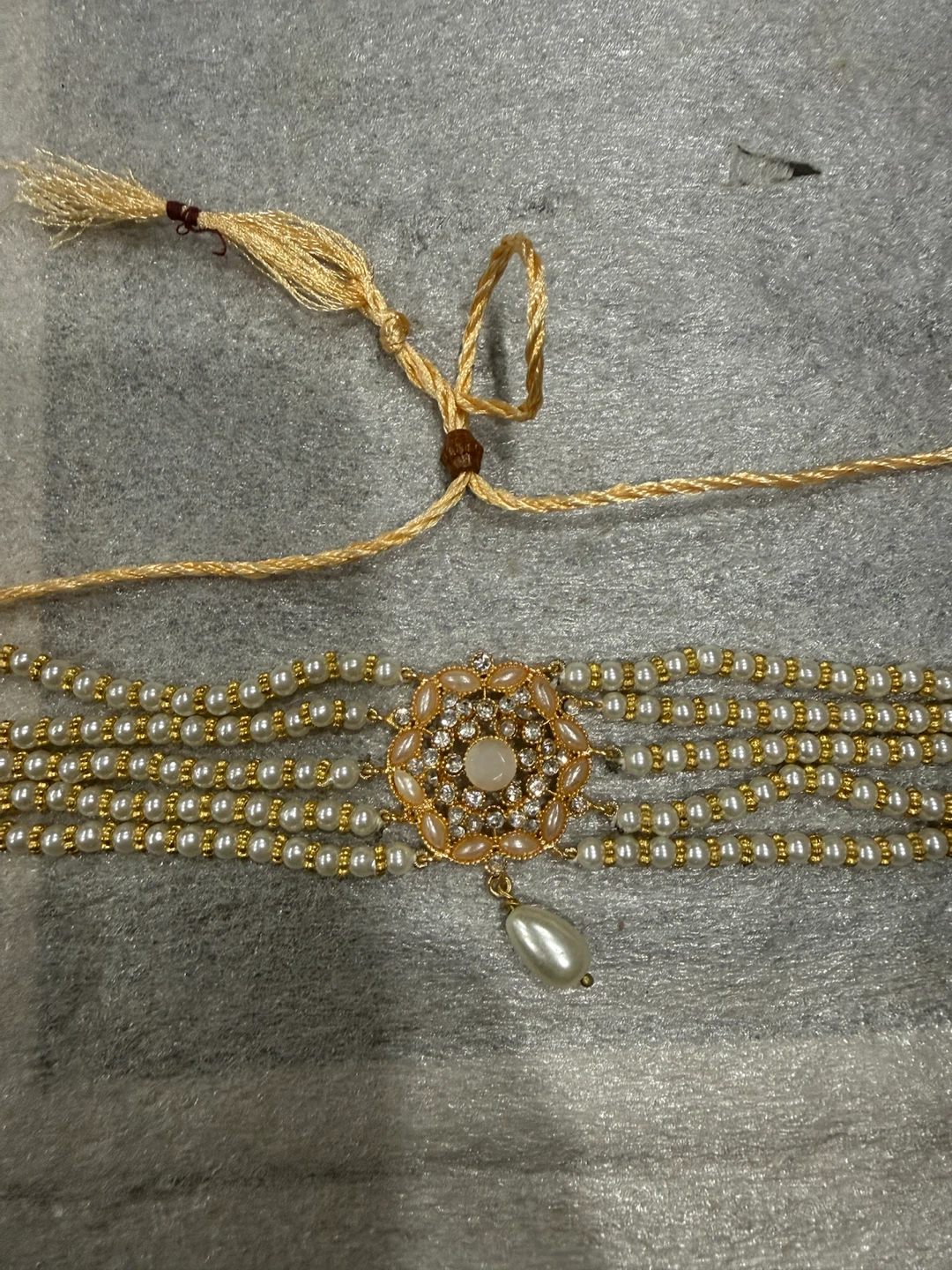 Pearl and Gold Choker Necklace - photo 3
