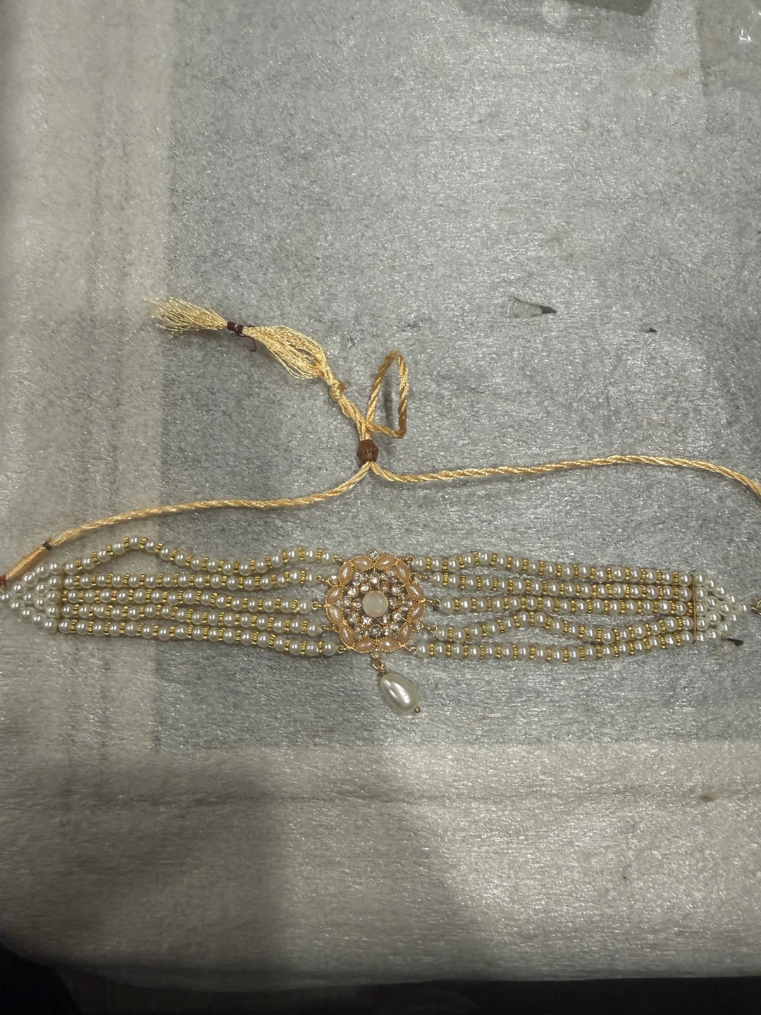 Pearl and Gold Choker Necklace - photo 4