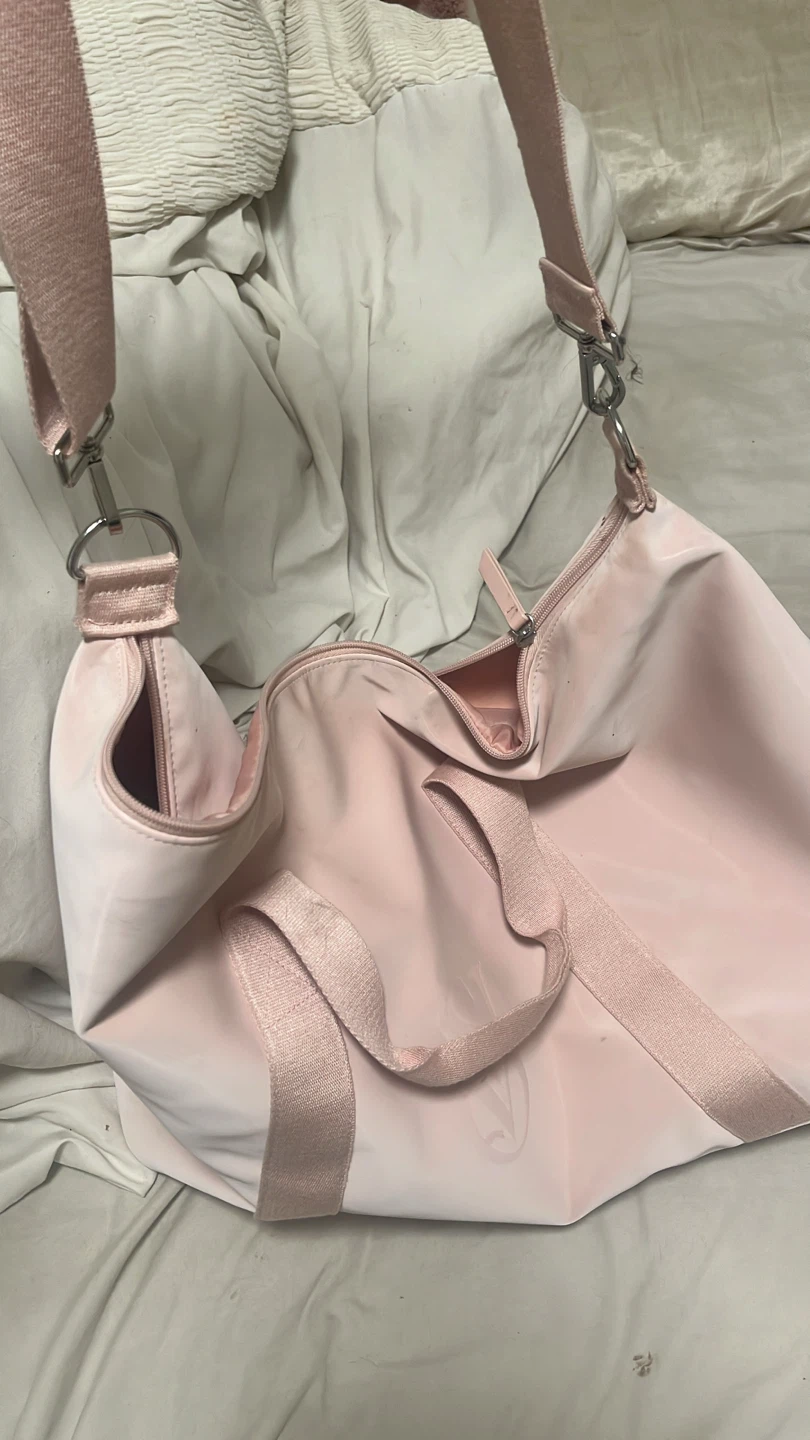 Victoria's Secret Pink Duffle Bag - photo 3
