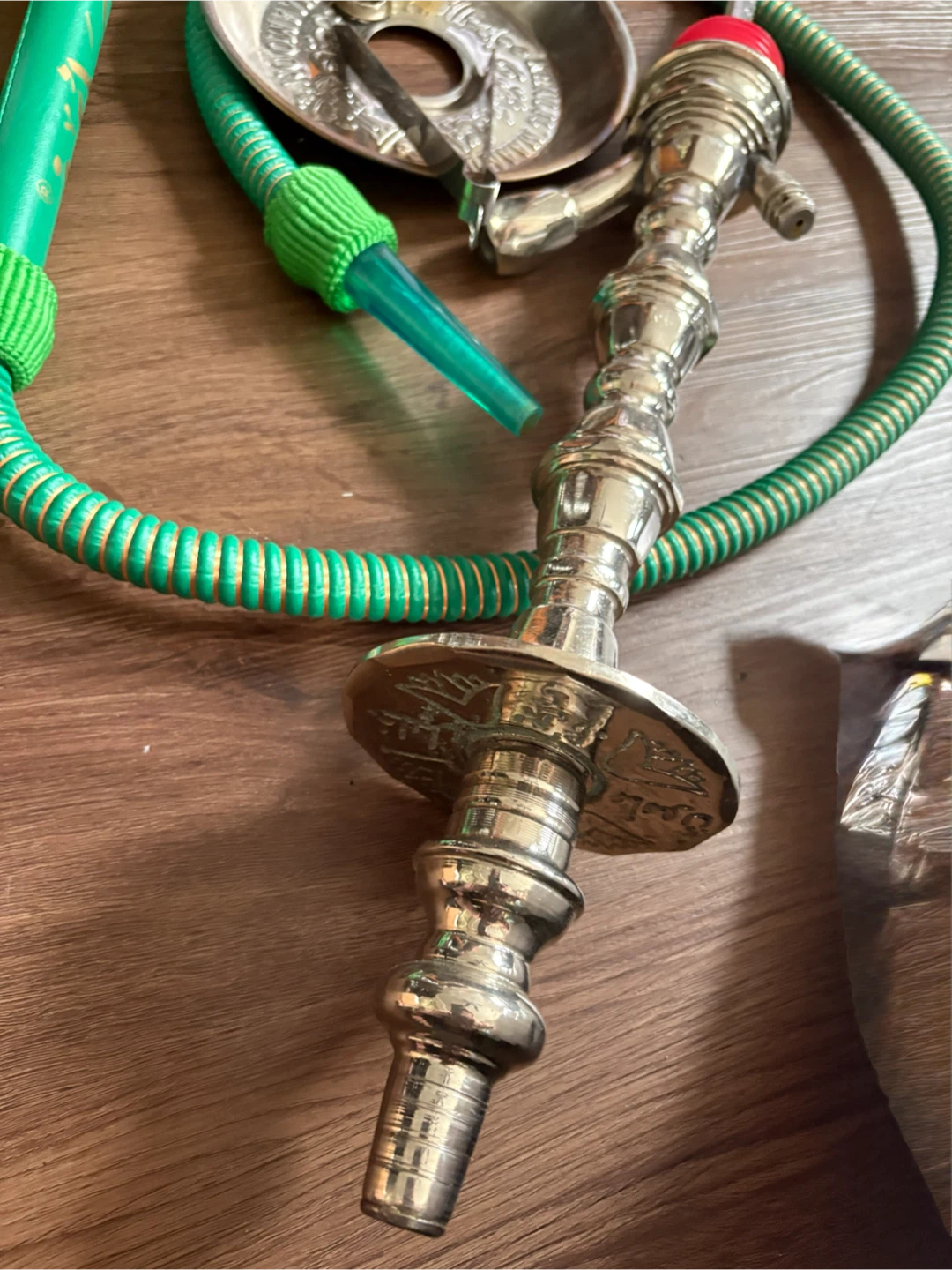 Glass Hookah with Green Hose and Metal Stem - photo 3