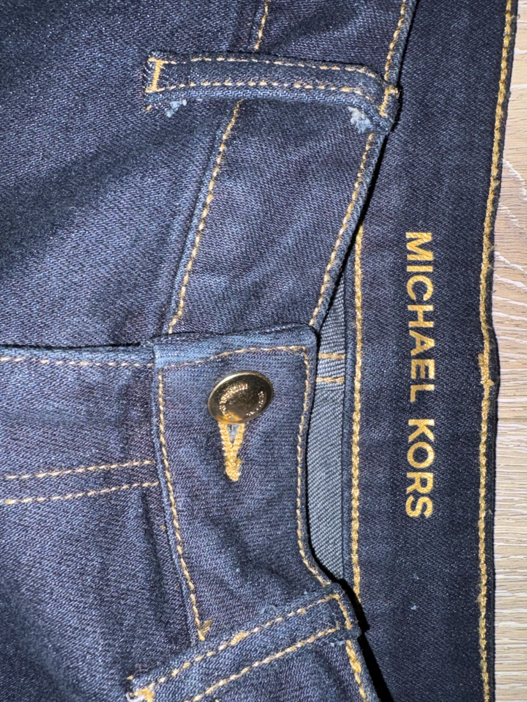 Brand New Original Michael Kors Women's Dark Wash Flare Jeans - photo 5