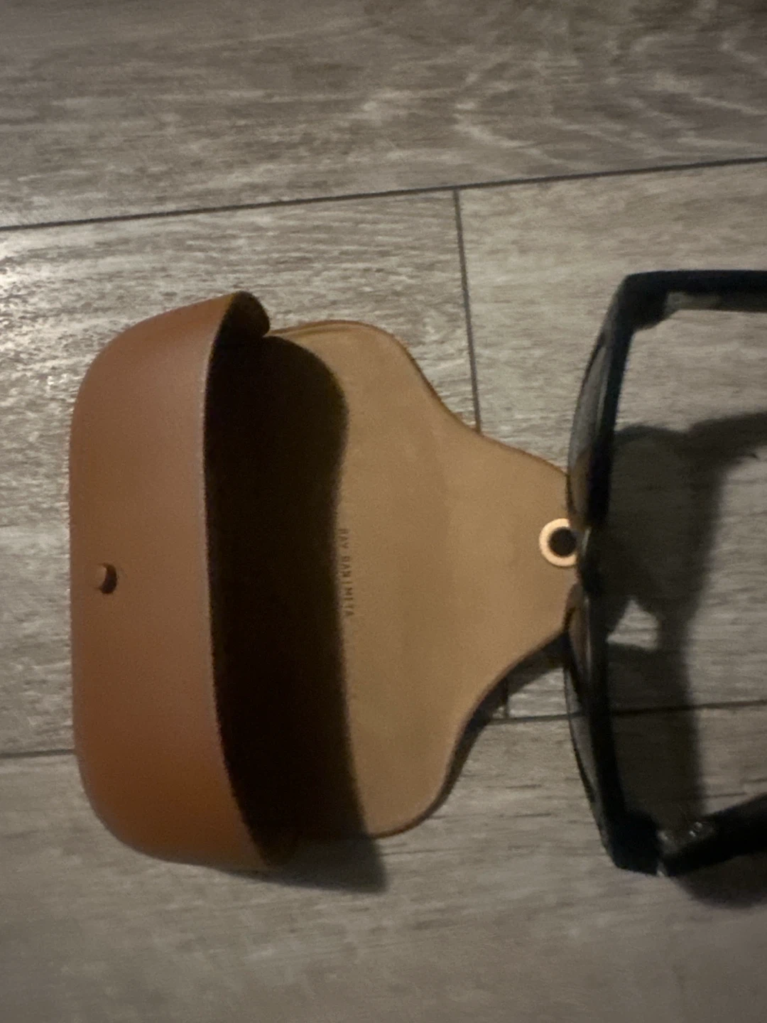 Ray-Ban Sunglasses with Case - photo 3