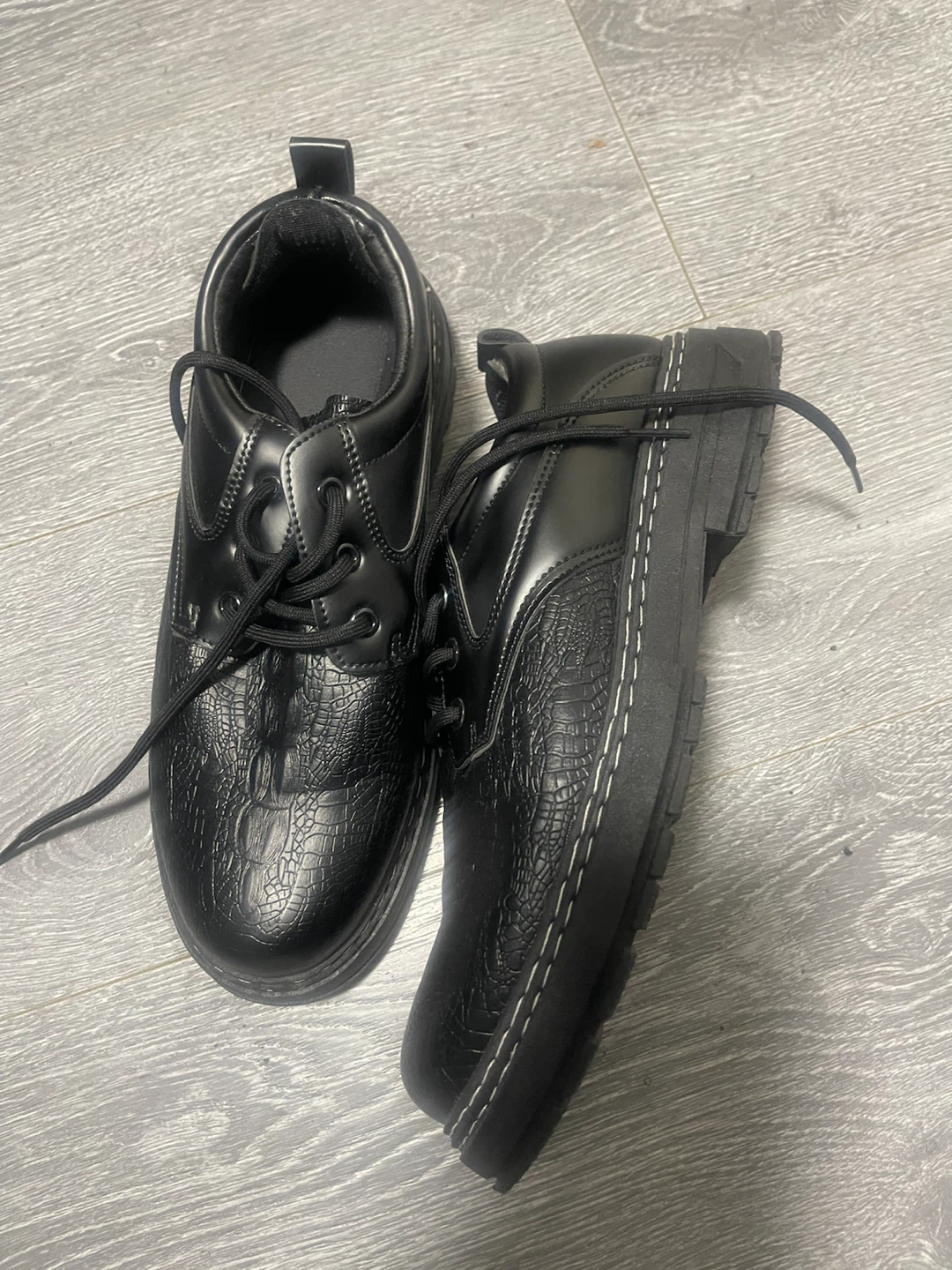 Black Faux Crocodile Leather Shoes (size 45) US11 - photo 4