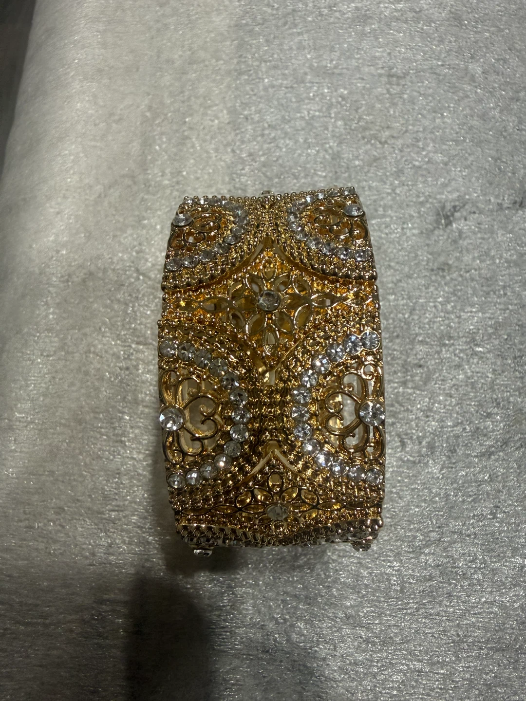 Gold-tone Bangle Bracelet with Rhinestones stretchable - photo 4