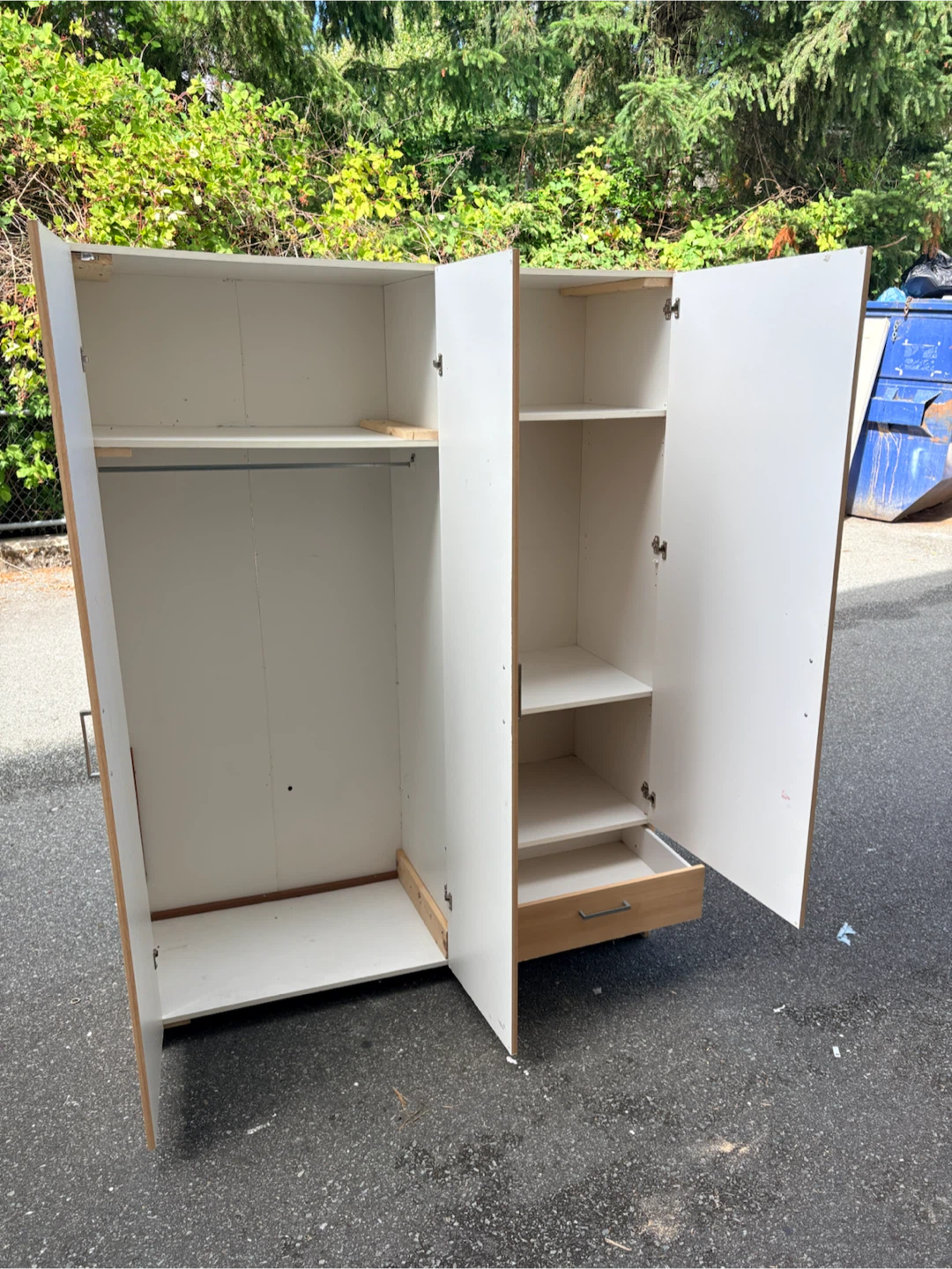 Delivery available- wardrobe - photo 2