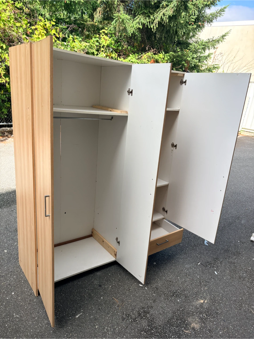 Delivery available- wardrobe - photo 4