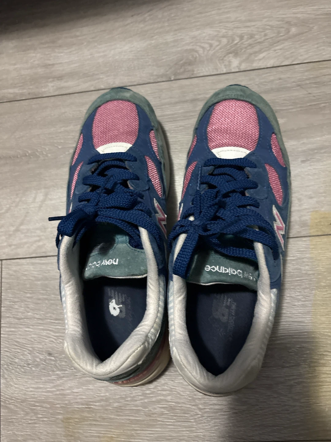 New Balance 992 Sneakers