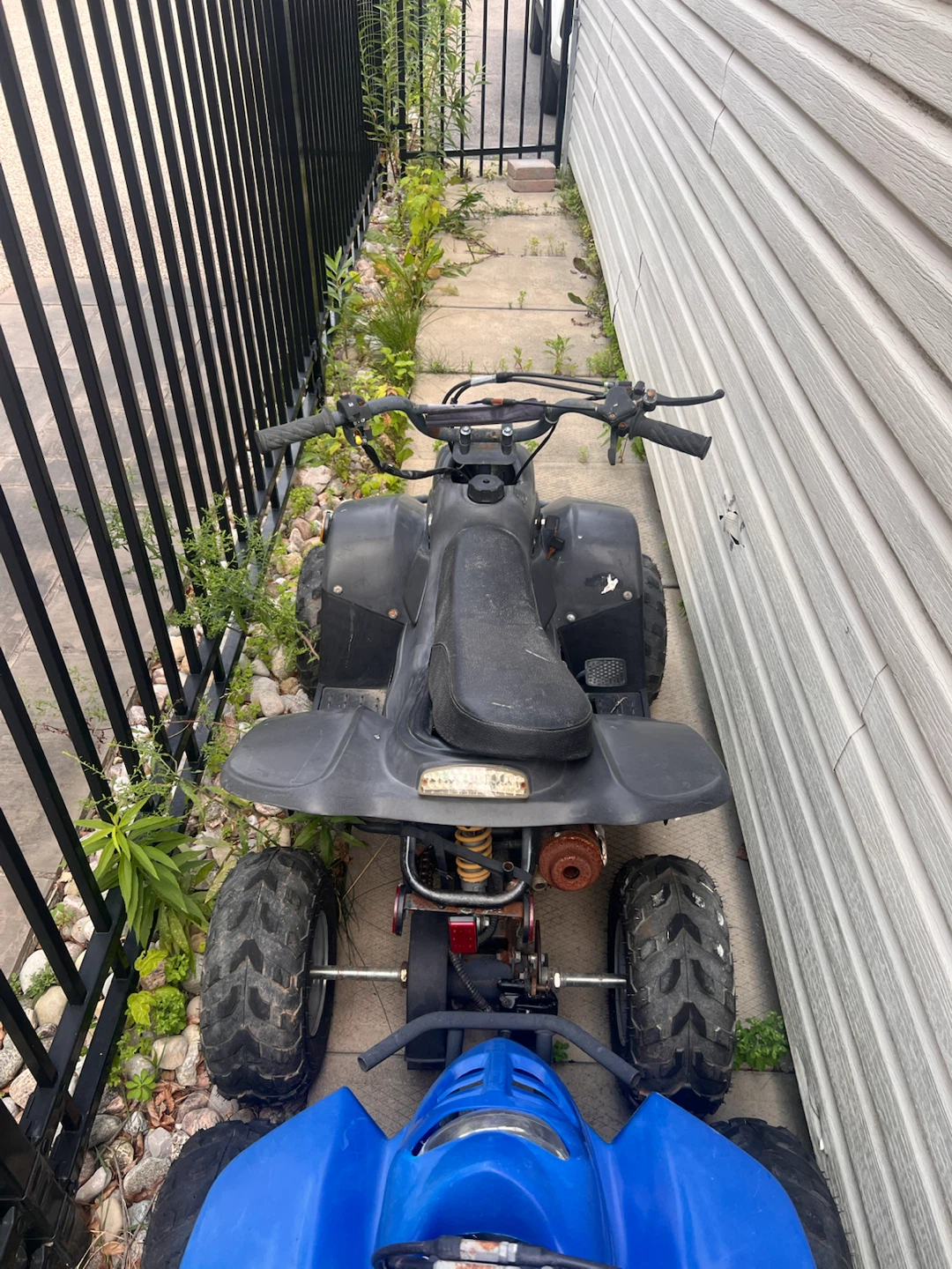2 Kids ATV 50cc 4-Wheeler     Selling two scooters for $450 - photo 5