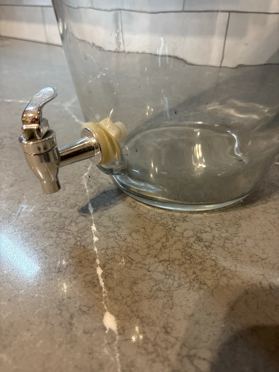 Glass Drink Dispenser with Stainless Steel Lid - photo 2