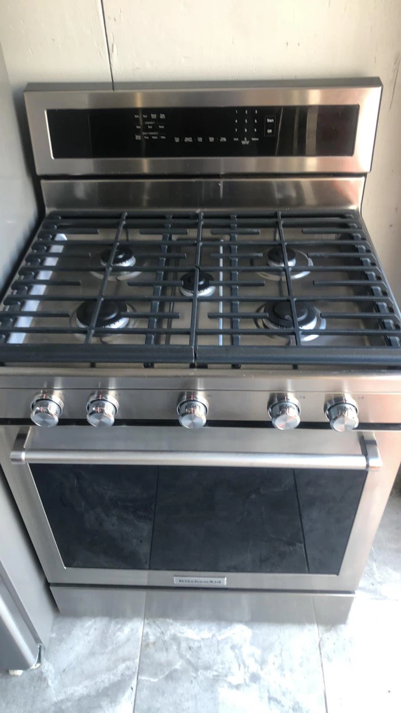 30-inch gas stove KitchenAid - photo 2