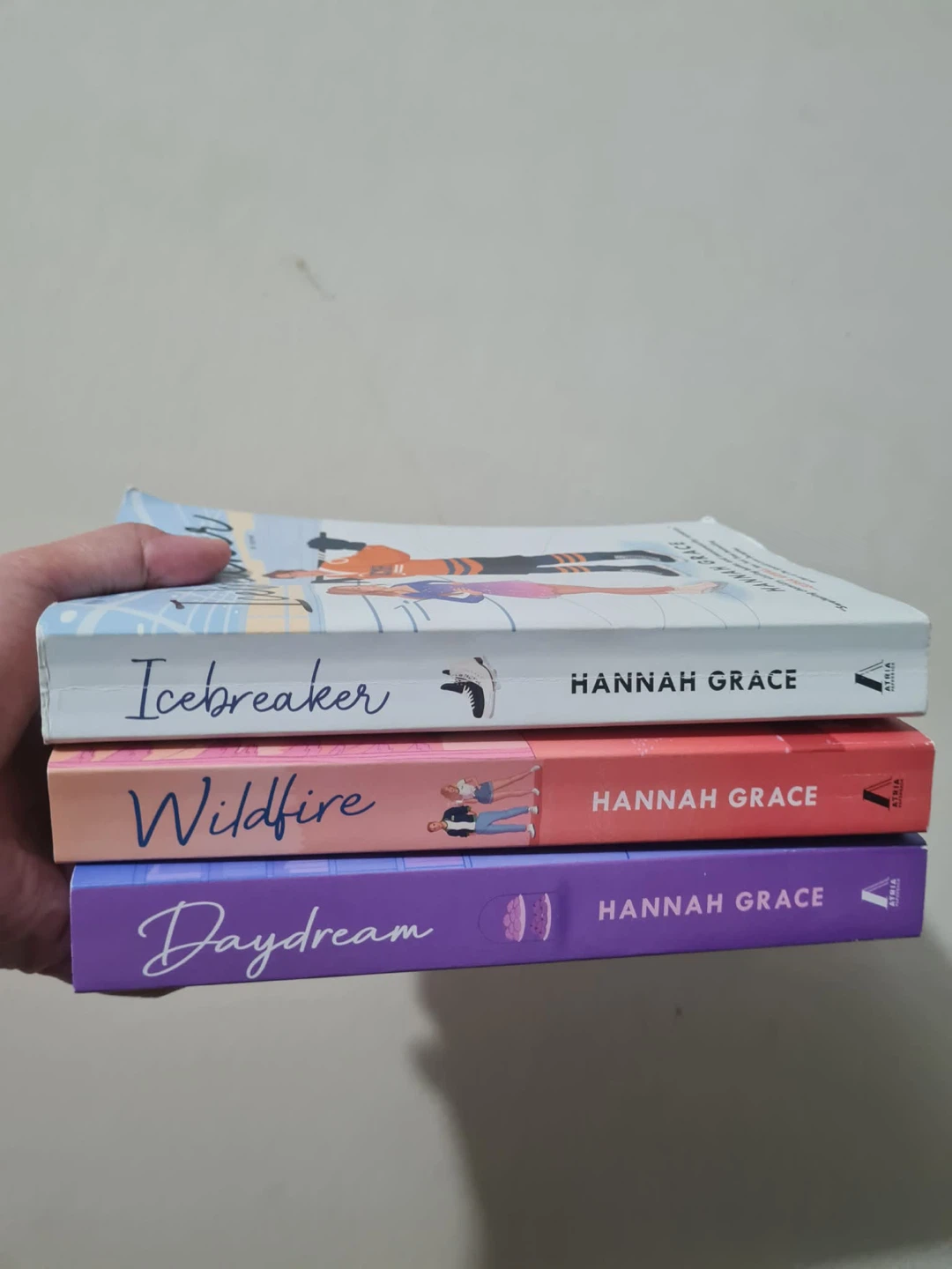 Hannah Grace Maple Hills Novels - Icebreaker, Daydream, Wildfire